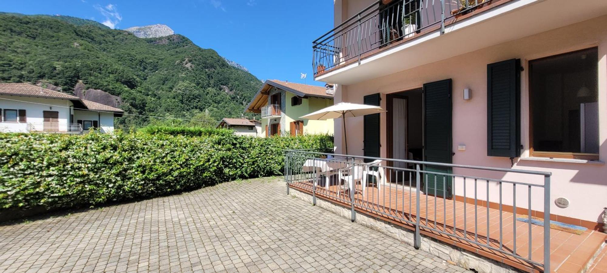 Terrazza Fucinetta Leilighet Introbio Eksteriør bilde